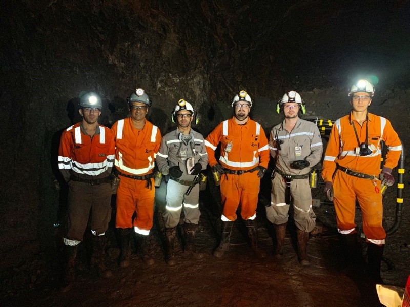 Equipes da Nexa e da Orica trabalharam juntas no projeto (foto: Nexa/Orica)