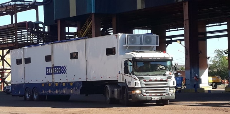 Ferramentaria móvel possui um self-service de materiais de consumo e um posto avançado de trabalho com solda (foto: Samarco)