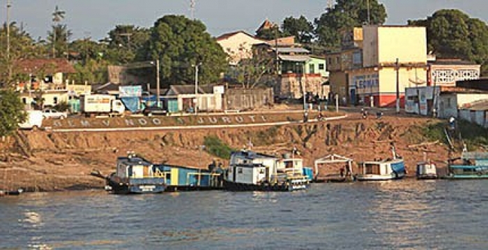 Voluntários da Alcoa ajudam famílias afetadas pela pandemia em Juruti 