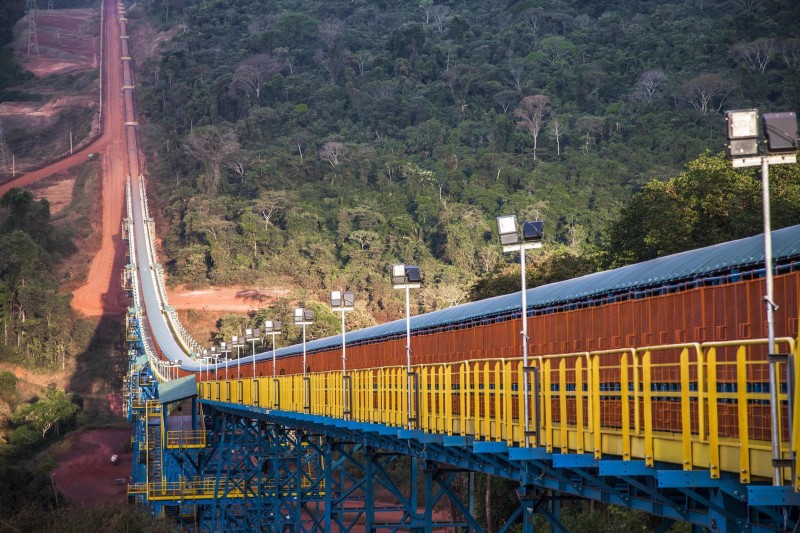 Uma das várias correias transportadoras do projeto (foto: Ricardo Teles)