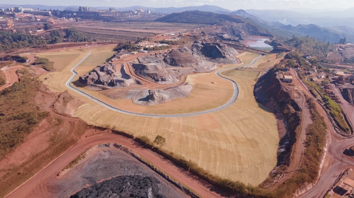 Vale conclui descaracterização da barragem Fernandinho e estrutura de contenção de Fábrica