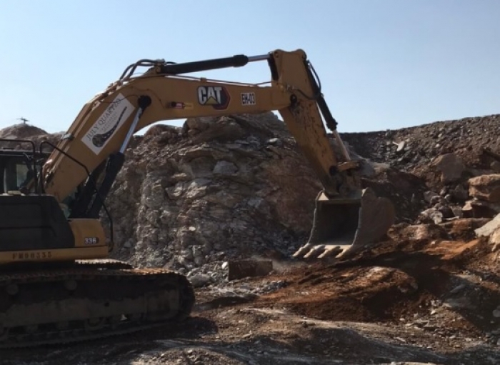 July Quartzo economiza quase R$1 milhão ao utilizar pontas corretas em escavadeiras