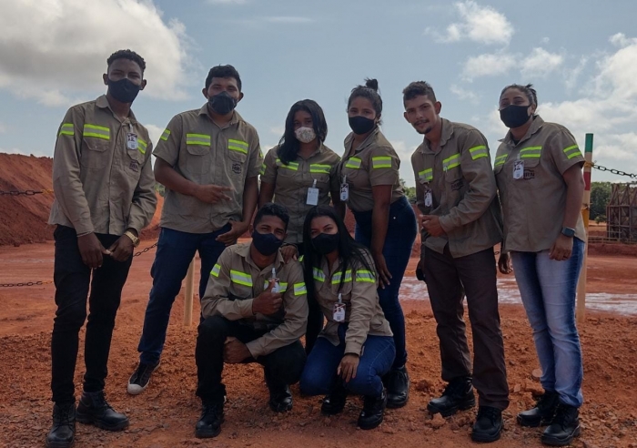 Jovens aprendizes destacam a importância do incentivo à educação para a carreira profissional