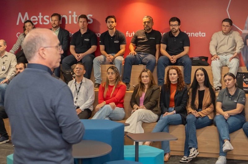 Sala de Monitoramento Inteligente Metso