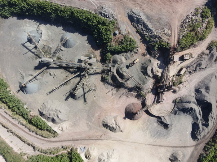 Máquinas Furlan apresenta tecnologias em britagem e moagem no Enacal 2025