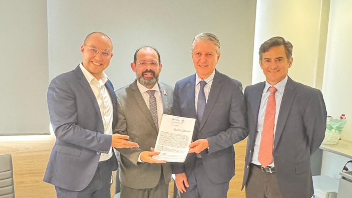 Aclara firma parceria acadêmica com UEG para pesquisa e formação em terras raras