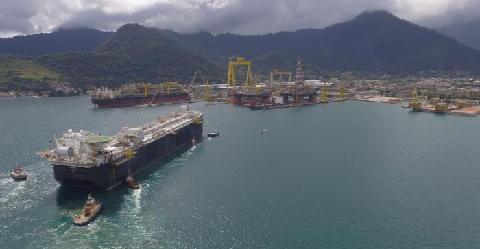 Produção de petróleo aumentou em março 