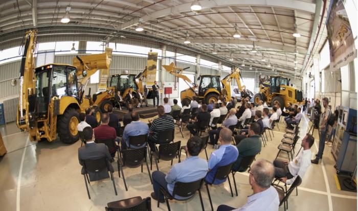 Fábrica da Caterpillar no Paraná atinge marco de 20 mil máquinas produzidas